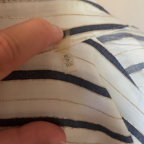 T Tahari Striped Shirt - Picture 11 of 14